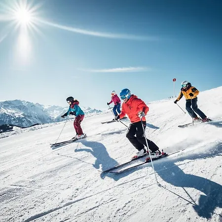 Patricia Konukevi 3*